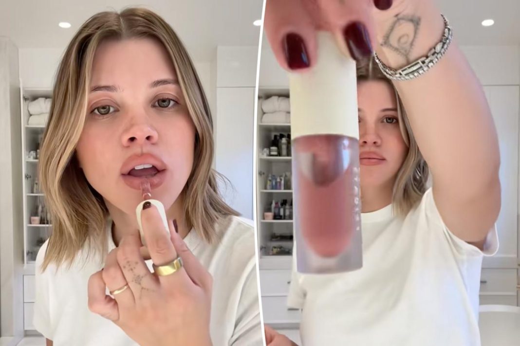 The high-shine, tinted lip oil Sofia Richie Grainge loves is 30% off