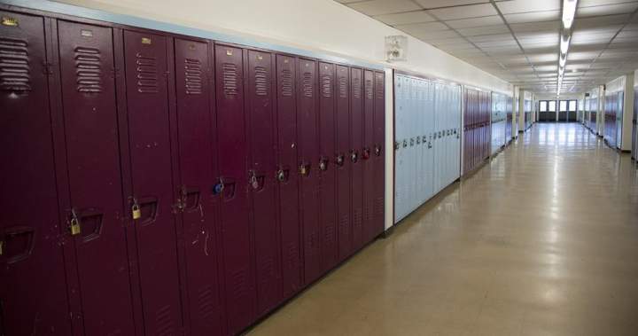 Manitoba teacher disciplined after investigation reveals he ‘mimicked’ crying student