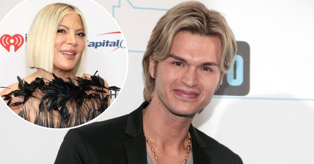 Celebrity Hairstylist Kim Vo Dead, Tori Spelling Pays Tribute to Late Star