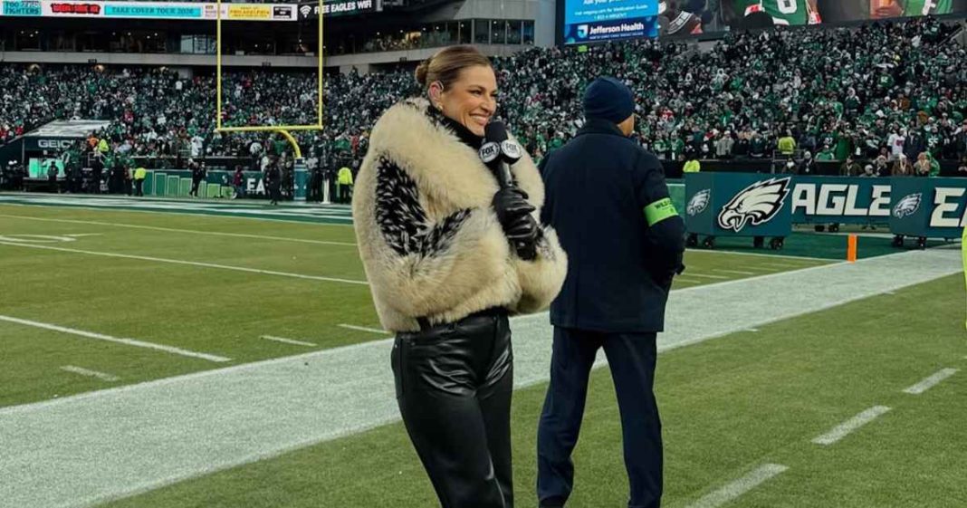 Erin Andrews Rocks Another Fur Coat at NFC Championship After Viral Moment
