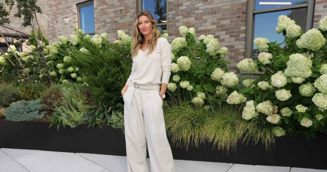 Gisele Bundchen’s Easy-to-Wear Loafers Look Just Like This $46 Pair