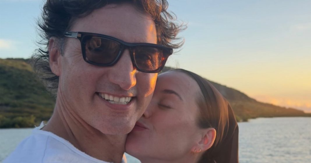 Katy Perry Snuggles Up to Justin Trudeau in New Holiday Photo Dump