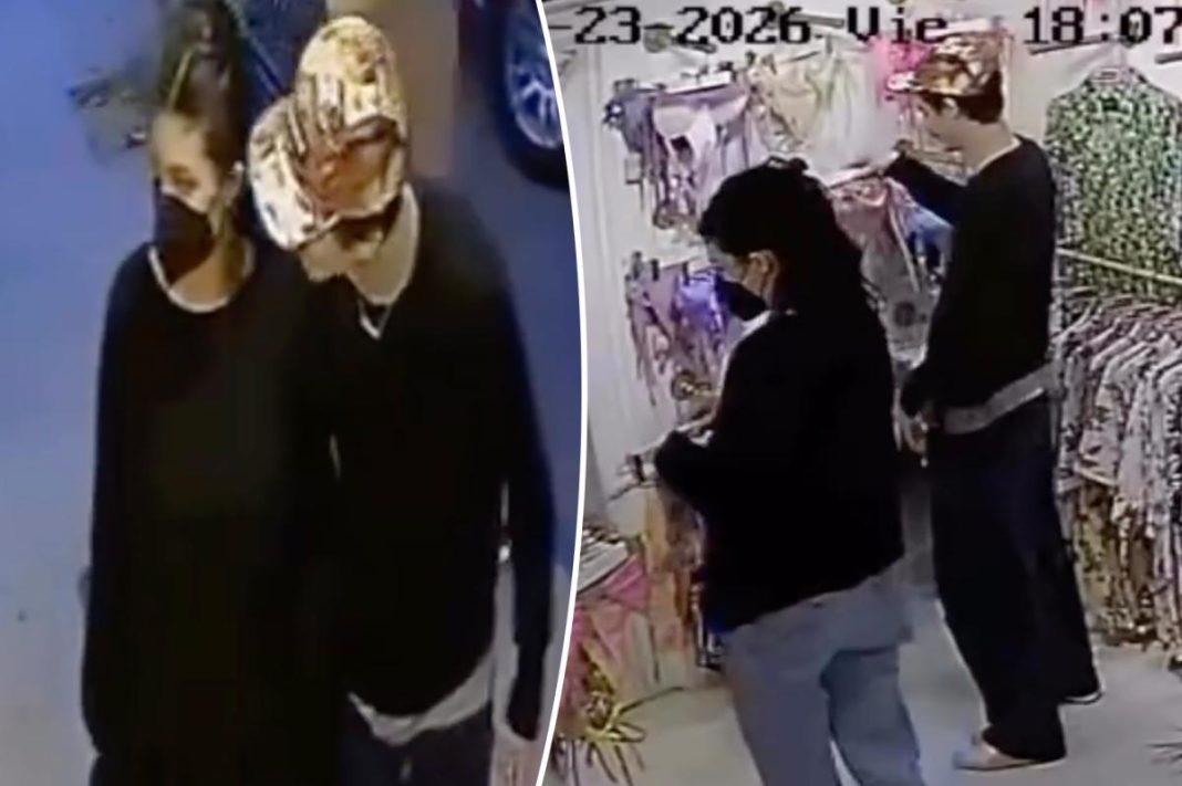 Timothée Chalamet helps Kylie Jenner pick out bikinis during Mexico getaway