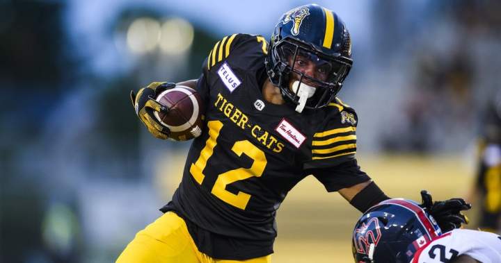 Winnipeg Blue Bombers sign all-star receiver Tim White