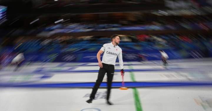 Gallant shifts from mixed doubles to team play