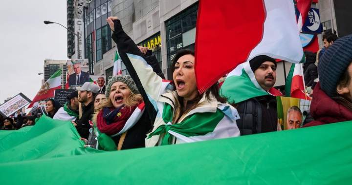 Toronto police make 2 arrests related to weekend rally to support Iran protests