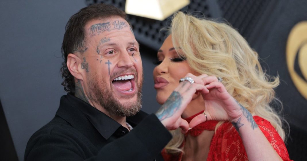 Jelly Roll and Bunnie XO Show off Their Sweet Side — and PDA — at 2026 Grammys