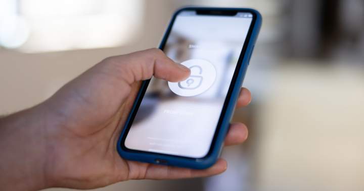 Proposed cellphone ban during Kelowna council meetings faces overwhelming pushback