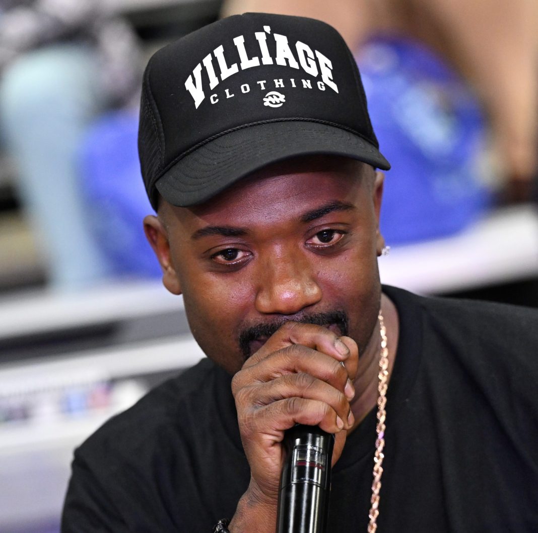 Ray J Performs with Possible Blood Gushing From Eyes in Wake of Major Heart Issues