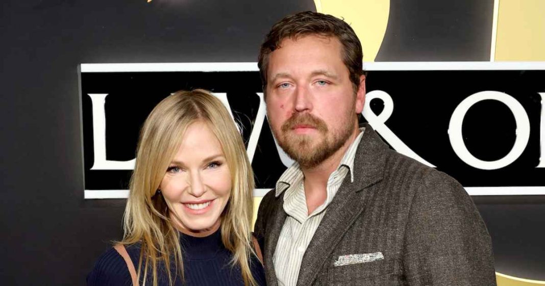 Everything to Know About ‘SVU’ Star Kelli Giddish’s Husband Beau Richards