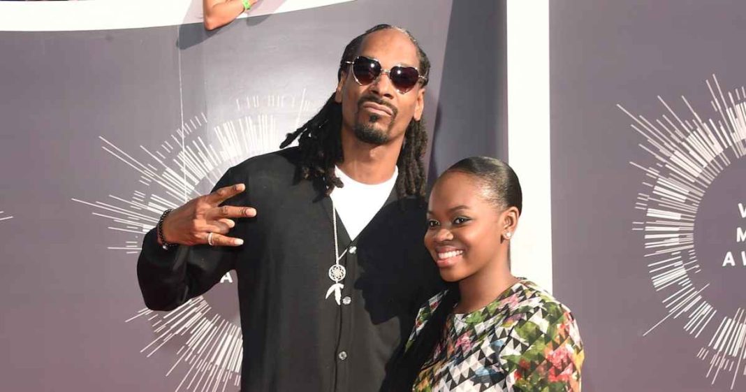 Snoop Dogg's Daughter Cori Mourns Death of Baby After 10-Month NICU Stay