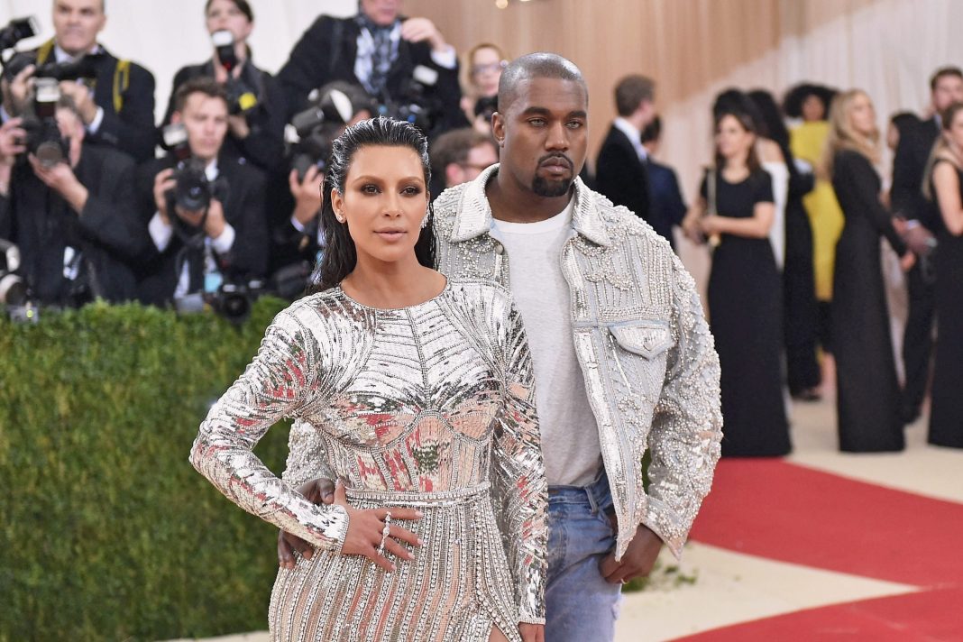 Kim Kardashian and Kanye West attend the "Manus x Machina: Fashion In An Age Of Technology" Costume Institute Gala at Metropolitan Museum of Art on May 2, 2016 in New York City.