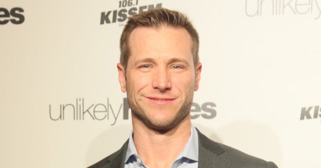 Former Bachelor Jake Pavelka Engaged to Girlfriend After 2 Years of Dating