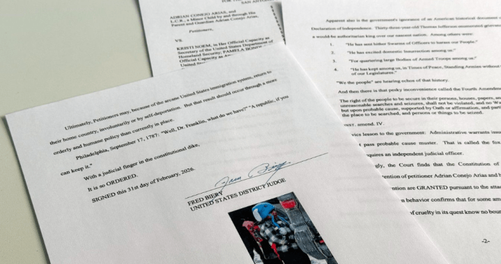 Judge orders 5-year-old Liam Conejo Ramos and his dad released from ICE detention