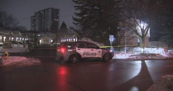 Man arrested in connection with triple stabbing at Toronto home