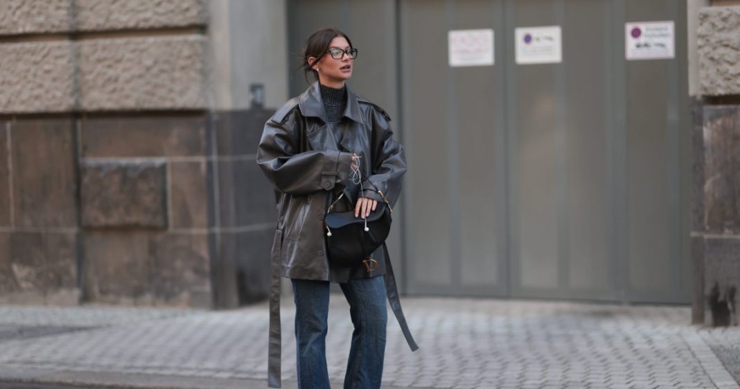 17 Bootcut Jeans That Give You Instant 'Legs for Days' Energy