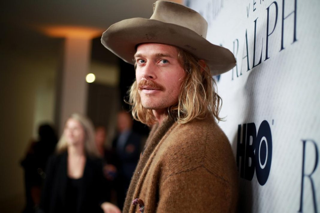 Hat heist hits Aspen as $2,000  Fouquet toppers snatched from St. Regis