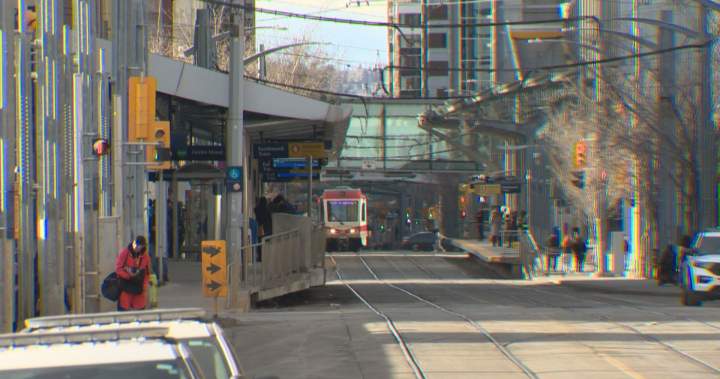 Calgary city councillors pitch ‘review and reform’ of transit’s downtown free fare zone