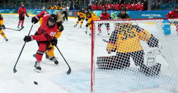 Canada reaches women’s hockey semifinals
