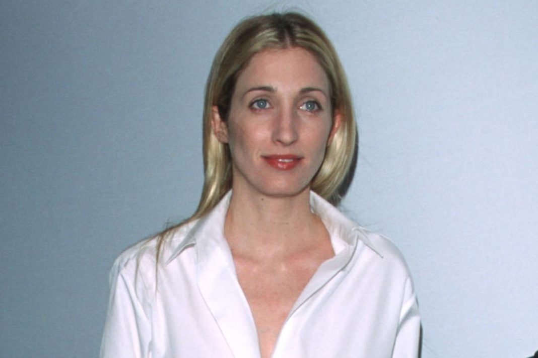 Publicist Mao Padilha reveals Carolyn Bessette Kennedy’s patented fashion show seating chart  method