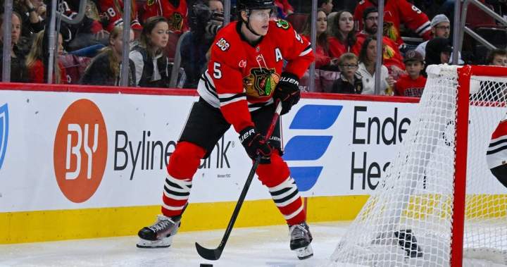Oilers acquire defenceman Murphy from Blackhawks