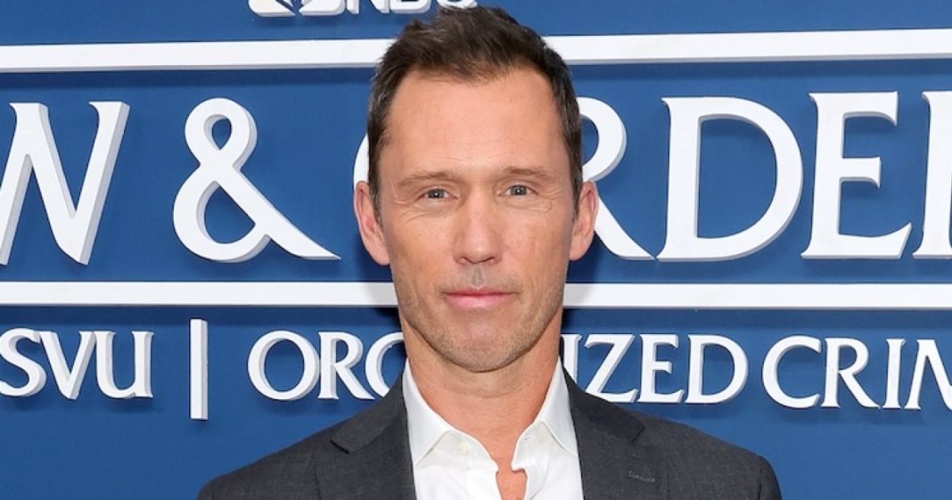 'Burn Notice' Star Jeffrey Donovan Talks Leaving Hollywood for Colorado