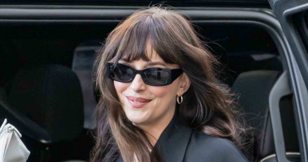 Dakota Johnson's $18 White Bag Style Is the Perfect Way to Ring in Spring