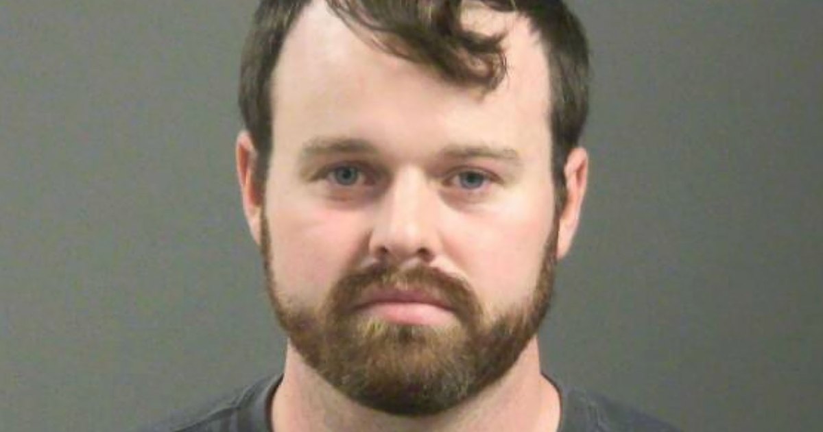 Kendra Duggar Tells Joseph Duggar She Hired a Lawyer 'Only' for Herself插图 Joseph Duggar Mugshot Credit Tontitown Police Department