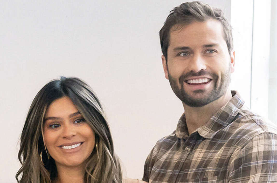 Taylor Frankie Paul and Dakota Mortensen on 