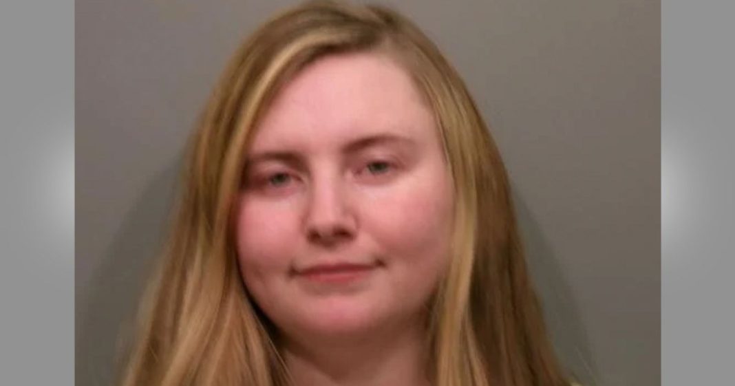 Hospice Worker Moved Elderly Patient '1 Time a Day,' Let Her Rot in Filth