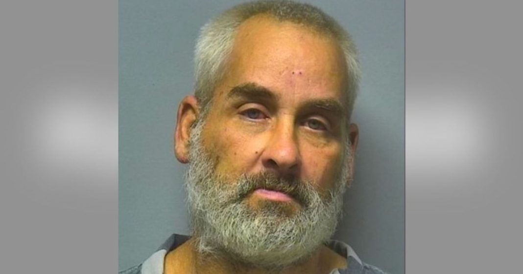 Man Killed Blind Girlfriend in Motel, Lived With Her Body for Days