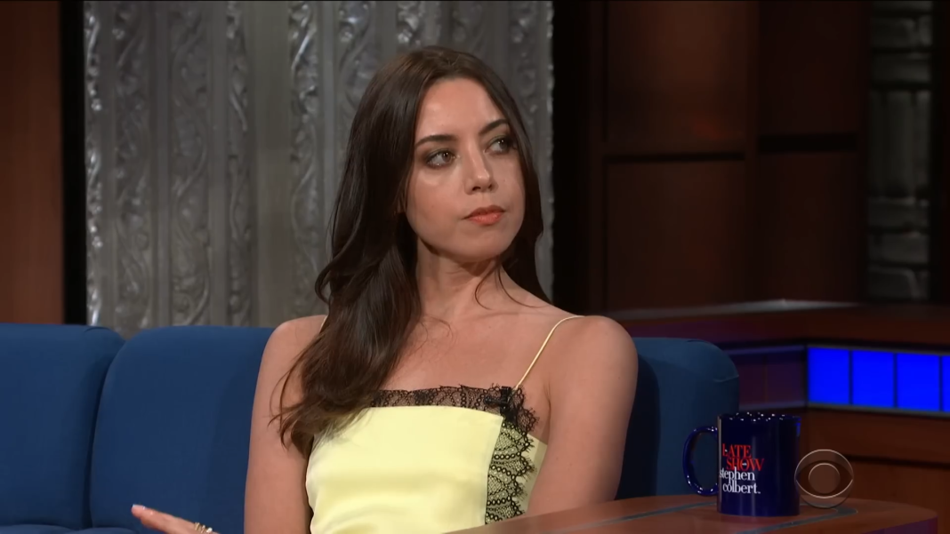 Aubrey Plaza on Colbert.