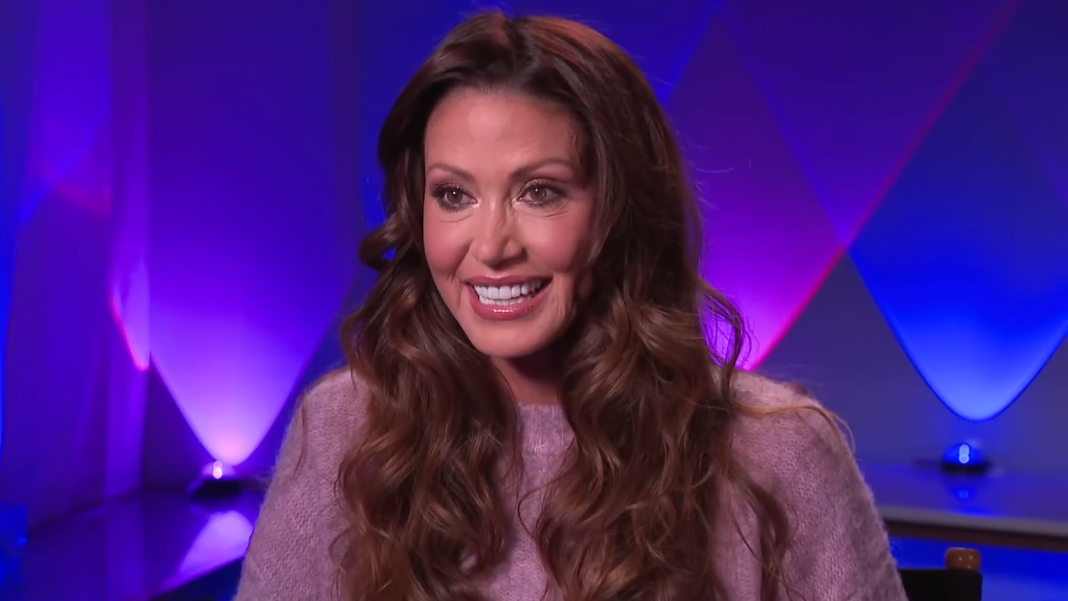 Shannon Elizabeth chats with ET