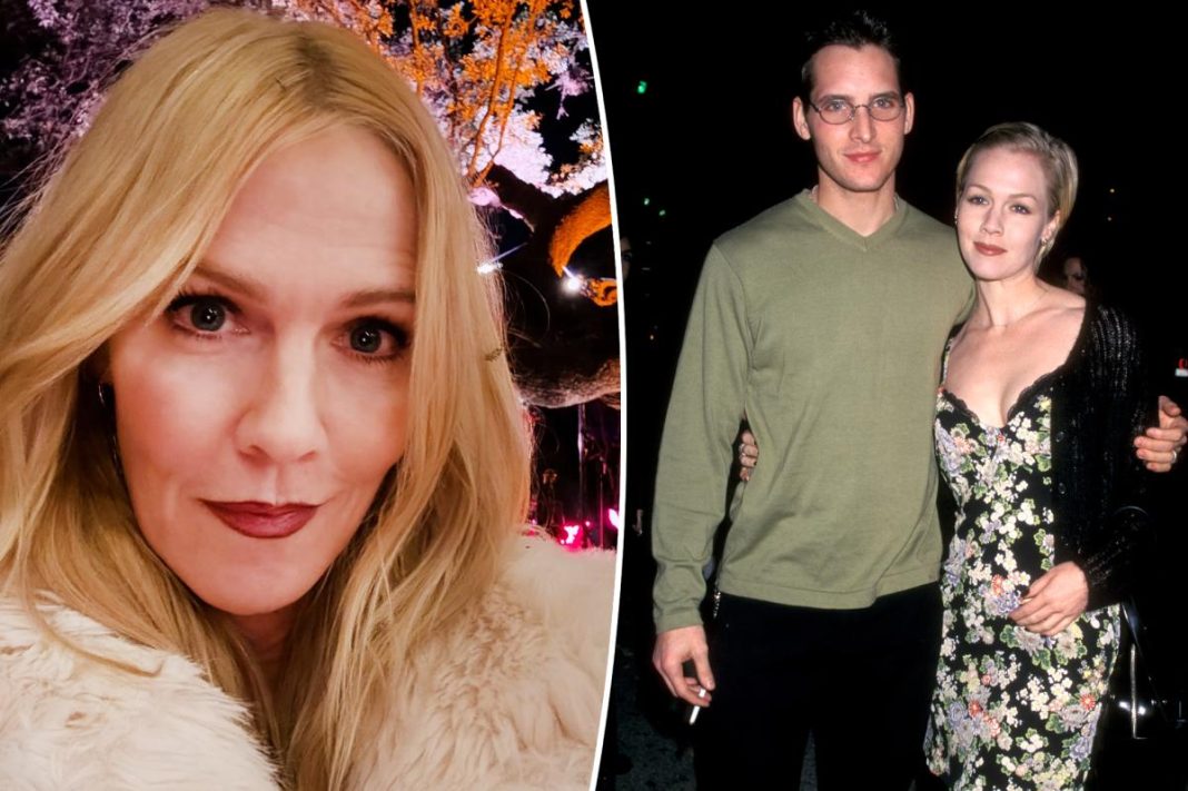 Jennie Garth recalls getting her stomach pumped of pills, checking into rehab after Peter Facinelli divorce