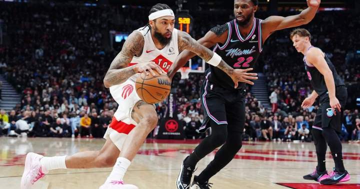 Barnes powers Raptors past Heat 121-95