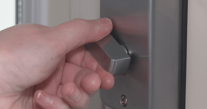 Calgary woman warns homeowners after intruder broke in while she slept metres away