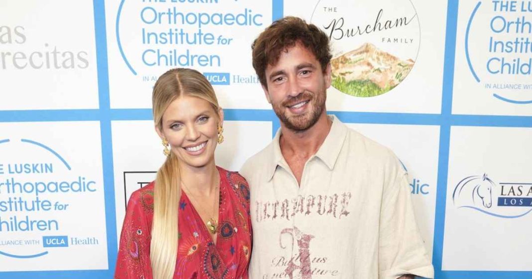 90210's Annalynne McCord Is Engaged, Details Christmas Day Proposal