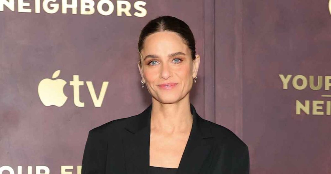 Amanda Peet Provides Health Update Following Her Breast Cancer Diagnosis