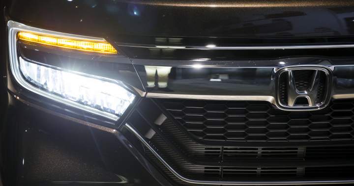 ‘They’re intense’: Transport Canada seeks feedback on bright vehicle headlights