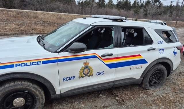 Nova Scotia RCMP ditch vehicles after protests, return to find them damaged