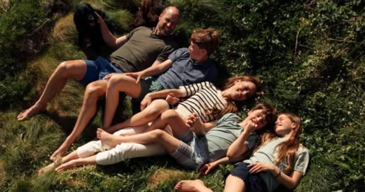 William and Kate share new family photo on 15th wedding anniversary