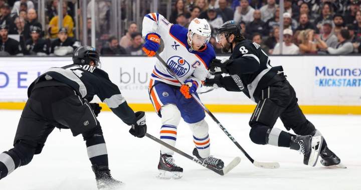 Oilers clinch playoff berth after Jets loss