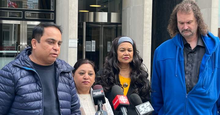 Man who shot 2 strangers days apart addresses families before receiving life sentence