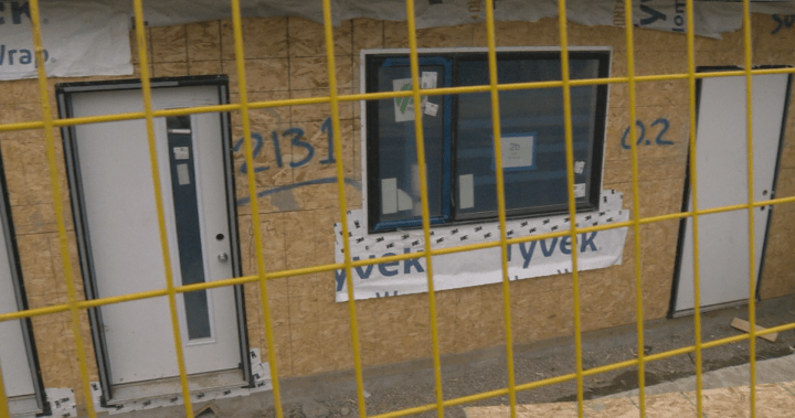 After weeks of debate, Calgary city council approves repeal of citywide rezoning