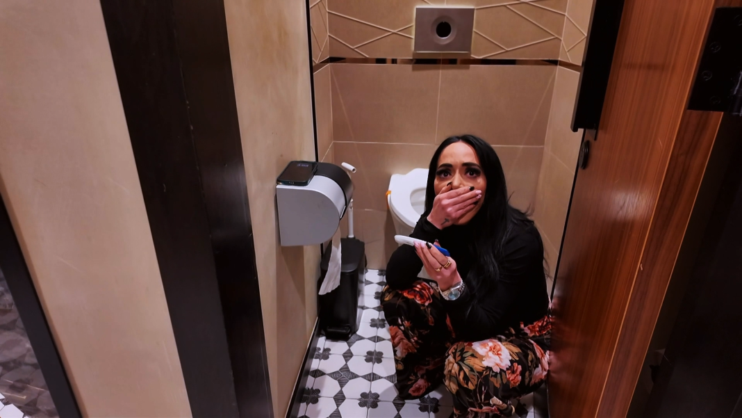 Angelina Pivarnick is PREGNANT, Celebrates on ‘Jersey Shore Family Vacation’