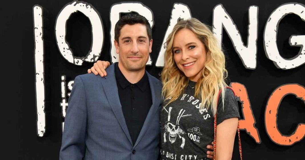 All the Clues Jason Biggs and Jenny Mollen Were Headed for a Split