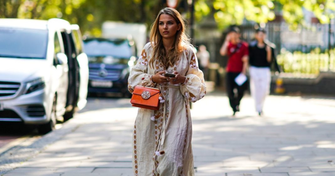 All the Amsterdam Cool Girls Wear These Laid-Back Summer Dress Styles