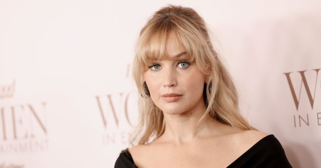 Get Jennifer Lawrence's French Girl Striped Top Look for Just $20