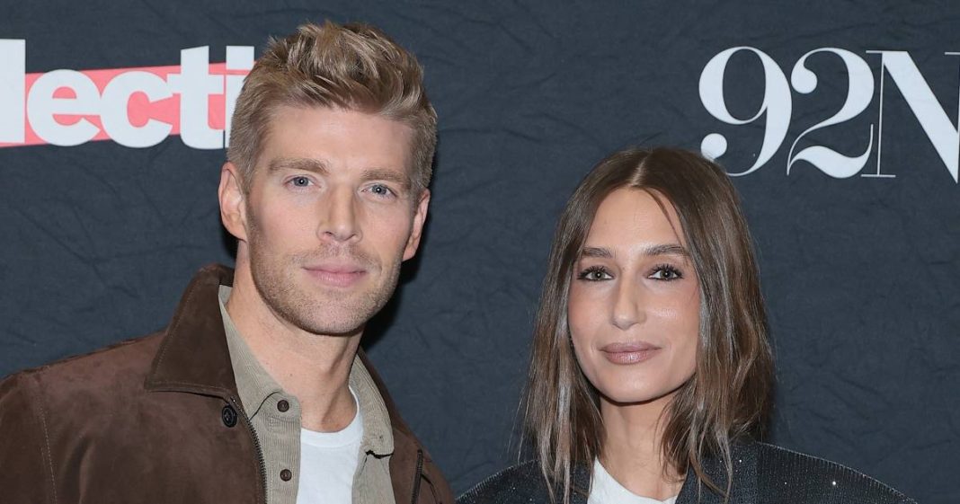 Kyle Cooke Defends Taking Photo With Amanda Batula at 'In the City' Premiere