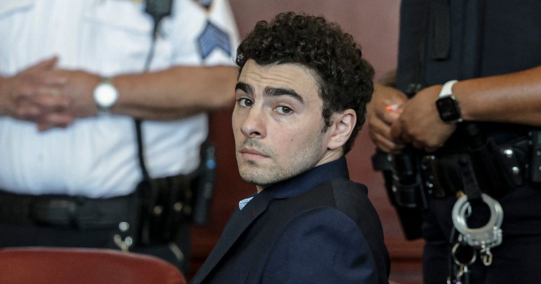 Luigi Mangione Loses Fight to Exclude Gun, More Evidence From Murder Trial